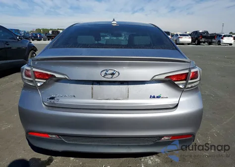 2016 Hyundai Sonata Hybrid from USA, damaged, VIN KMHE24L10GA008465